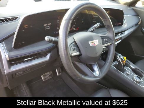 Used 2024 Cadillac XT4 Sport image 10