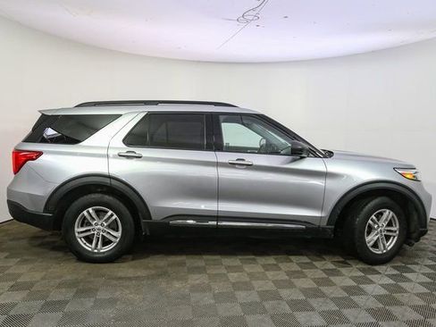 Used 2023 Ford Explorer XLT w/ Equipment Group 202A image 14