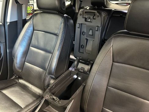 Used 2019 GMC Terrain SLT AWD/4WD image 23