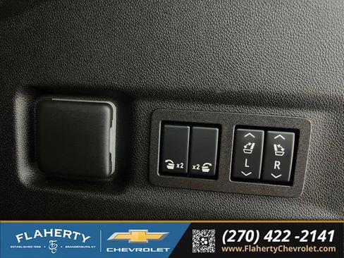 Used 2026 Chevrolet Suburban LT w/ Comfort Package AWD/4WD image 21