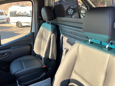 New 2026 Mercedes-Benz Sprinter 2500 image 12