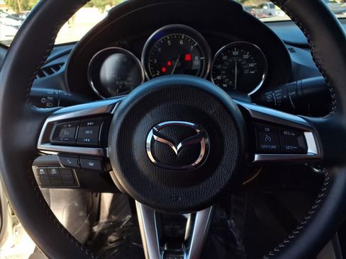 Used 2023 MAZDA MX-5 Miata Club w/ Brembo/BBS Recaro Package image 14
