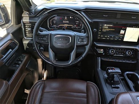 Used 2022 GMC Sierra 1500 Denali Ultimate image 16