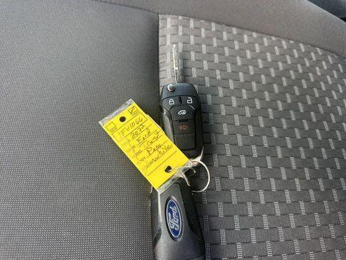 Used 2022 Ford Transit 350 XLT image 32