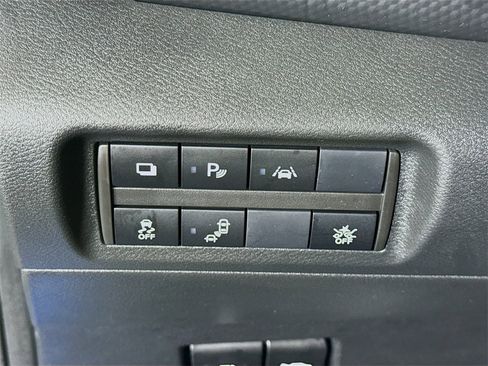 Certified 2024 Nissan Kicks S image 18