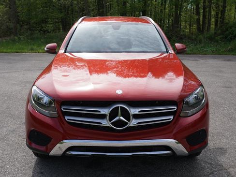 Used 2017 Mercedes-Benz GLC 300 4MATIC image 8