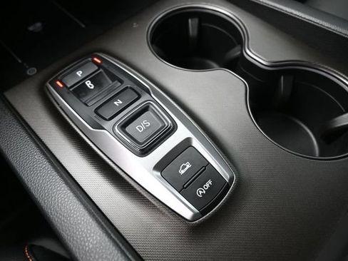 Used 2025 Honda Ridgeline TrailSport image 4