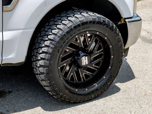 Used 2017 Ford F350 XL w/ Power Equipment Group RWD image 59