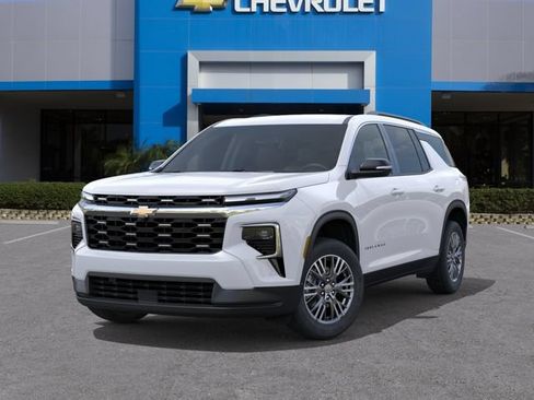 New 2026 Chevrolet Traverse LT FWD image 7