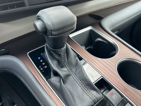 Certified 2022 Toyota Sienna LE image 16