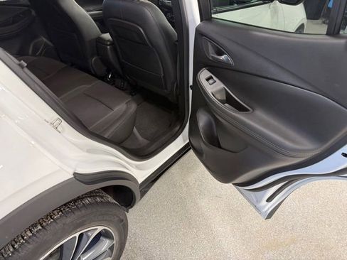 Used 2023 Buick Encore GX Select image 21