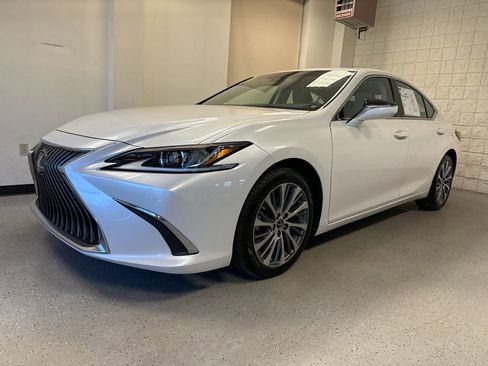Used 2021 Lexus ES 250 w/ Premium Package AWD/4WD image 42