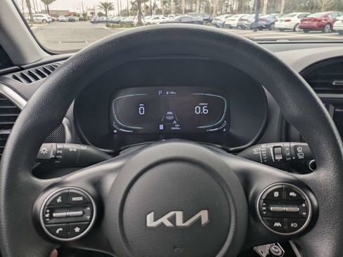 Used 2024 Kia Soul LX w/ Option Group 015 image 27