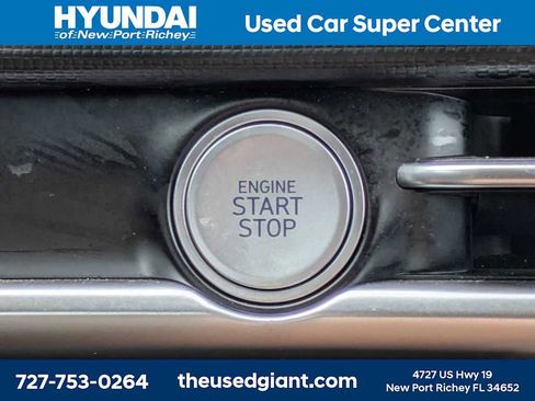 Used 2025 Hyundai Tucson SE image 30