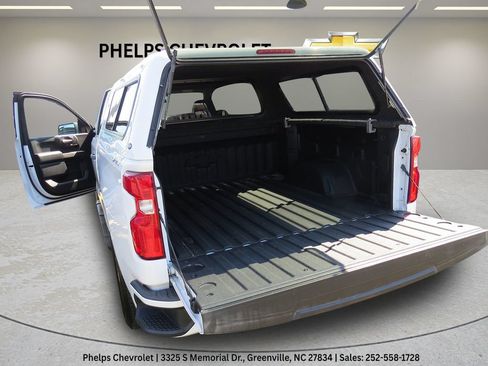 Certified 2022 Chevrolet Silverado 1500 Custom w/ Rally Edition AWD/4WD image 17