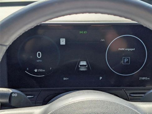 Used 2024 Hyundai Kona Limited FWD image 20