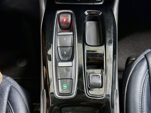 Used 2023 Chevrolet Bolt EUV Premier FWD image 24