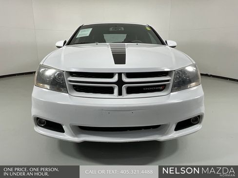 Used 2013 Dodge Avenger SXT w/ Sun/Sound Group image 2
