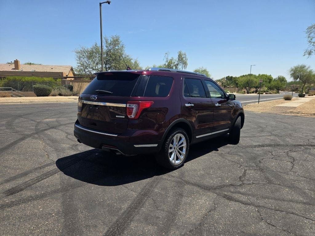 Used 2018 Ford Explorer Limited w/ Equipment Group 301A FWD image 8