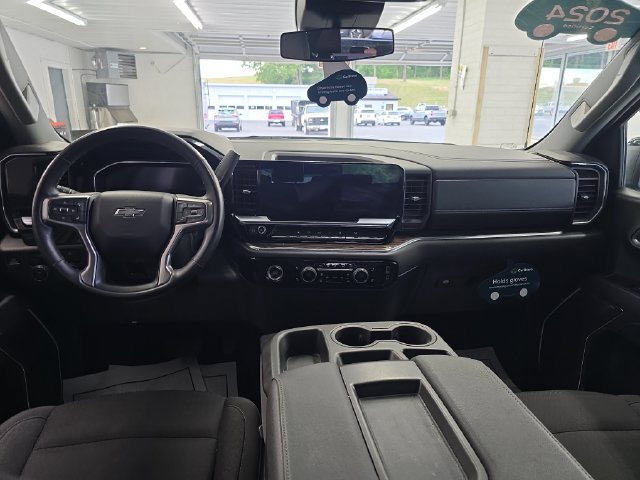 Certified 2024 Chevrolet Silverado 1500 RST w/ LPO, Dark Essentials Package AWD/4WD image 11