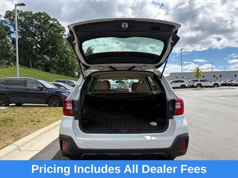 Used 2019 Subaru Outback 2.5i AWD/4WD image 11