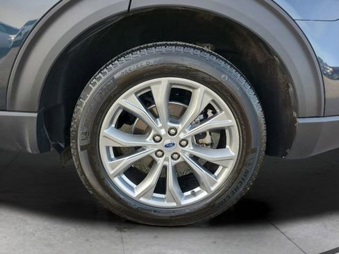 Used 2023 Ford Explorer XLT w/ Equipment Group 202A image 29