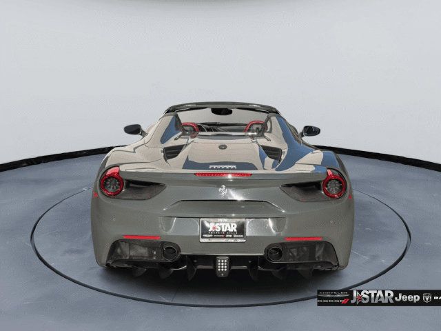 Used 2017 Ferrari 488 Spider RWD image 5