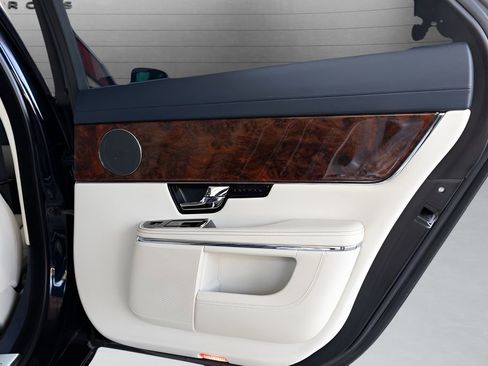 Used 2012 Jaguar XJ L RWD image 61
