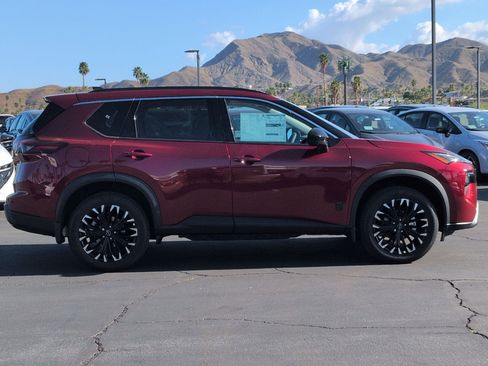 New 2026 Nissan Rogue SV FWD image 5