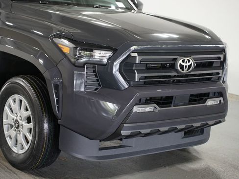 Certified 2025 Toyota Tacoma SR5 RWD image 4