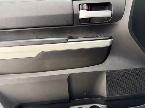 Used 2019 Toyota Tundra SR5 w/ SR5 Upgrade Package image 22