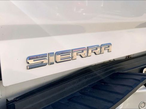 Used 2018 GMC Sierra 3500 Denali w/ Duramax Plus Package AWD/4WD image 31