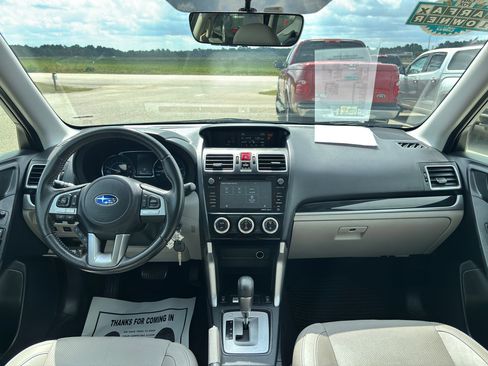 Used 2018 Subaru Forester 2.5i Limited image 12