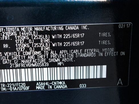 Used 2017 Toyota RAV4 XLE w/ Carpet Mat Package image 34