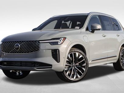 New 2026 Volvo XC90 T8 Plus w/ Protection Package