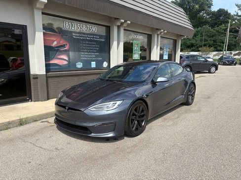 Used 2022 Tesla Model S Plaid AWD/4WD image 2