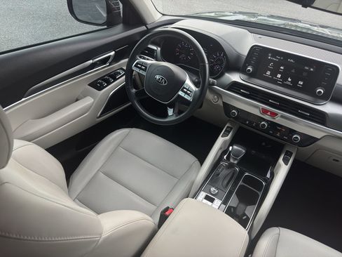 Used 2021 Kia Telluride S FWD image 10