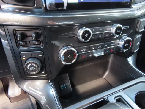 Used 2022 Ford F150 XLT w/ Equipment Group 302A High image 24