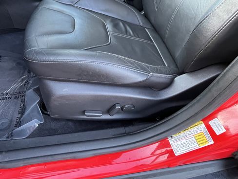 Used 2015 Ford Focus SE w/ Equipment Group 201A image 18