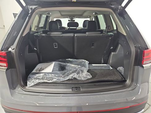 New 2026 Volkswagen Atlas SE image 23