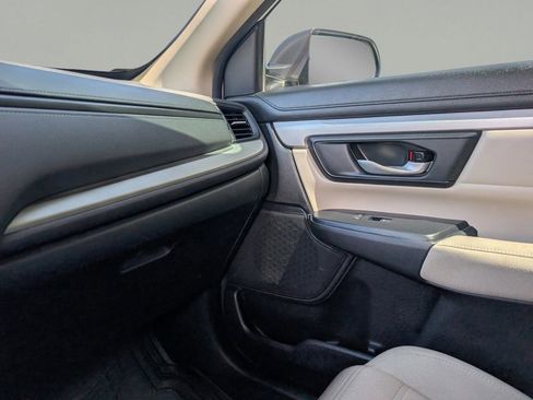 Used 2018 Honda CR-V LX image 28