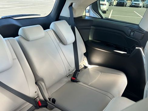 New 2026 Honda Odyssey EX-L image 17