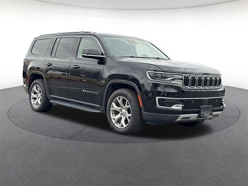 Used 2022 Jeep Wagoneer Series II w/ Rear Seat Video Group 1 image 7