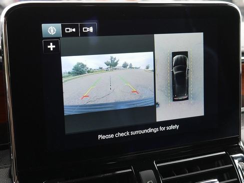 Used 2019 Lincoln Navigator Reserve AWD/4WD image 41