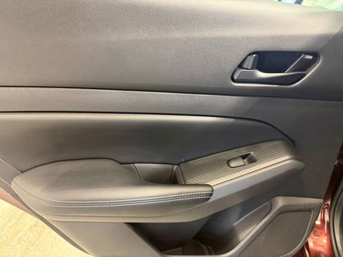 Used 2025 Nissan Altima 2.5 SV image 26