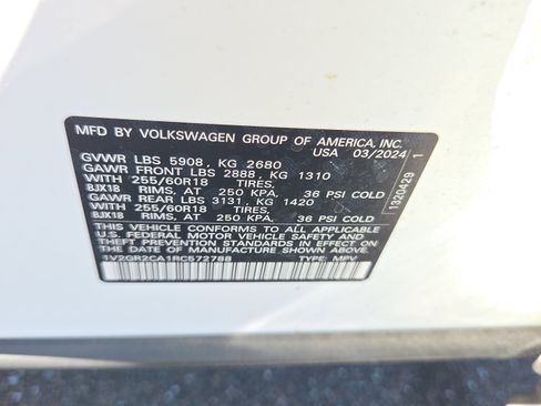 Used 2024 Volkswagen Atlas Peak Edition SEL image 18