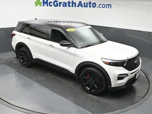 Used 2022 Ford Explorer ST AWD/4WD image 3