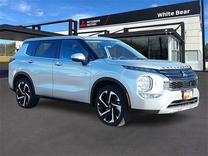 Used 2025 Mitsubishi Outlander SE