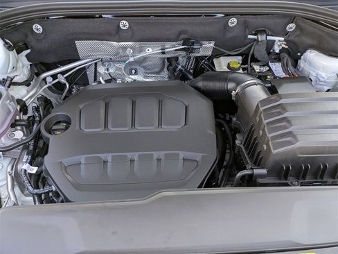 New 2025 Volkswagen Atlas SEL image 39