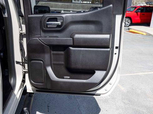 Used 2026 Chevrolet Silverado 1500 Custom w/ Turbomax Blackout Package AWD/4WD image 15